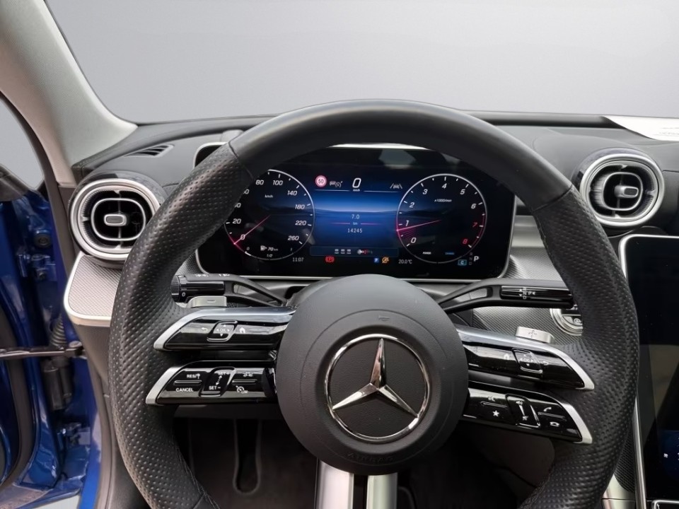 Mercedes-Benz C 300 4MATIC AMG - foto 10
