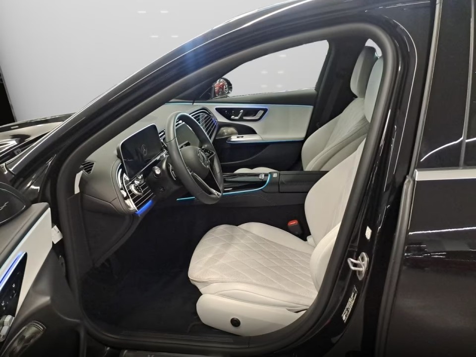 Mercedes-Benz E 400e 4MATIC Exclusive - foto 11