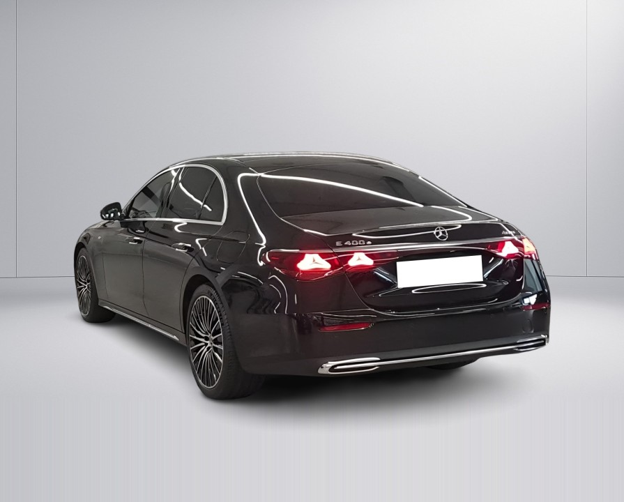 Mercedes-Benz E 400e 4MATIC Exclusive (5)