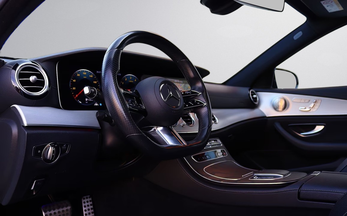 MERCEDES-BENZ E-Class 2020 — imagine 18