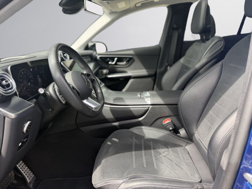 Mercedes-Benz GLC 300 4MATIC AMG Line - foto 16