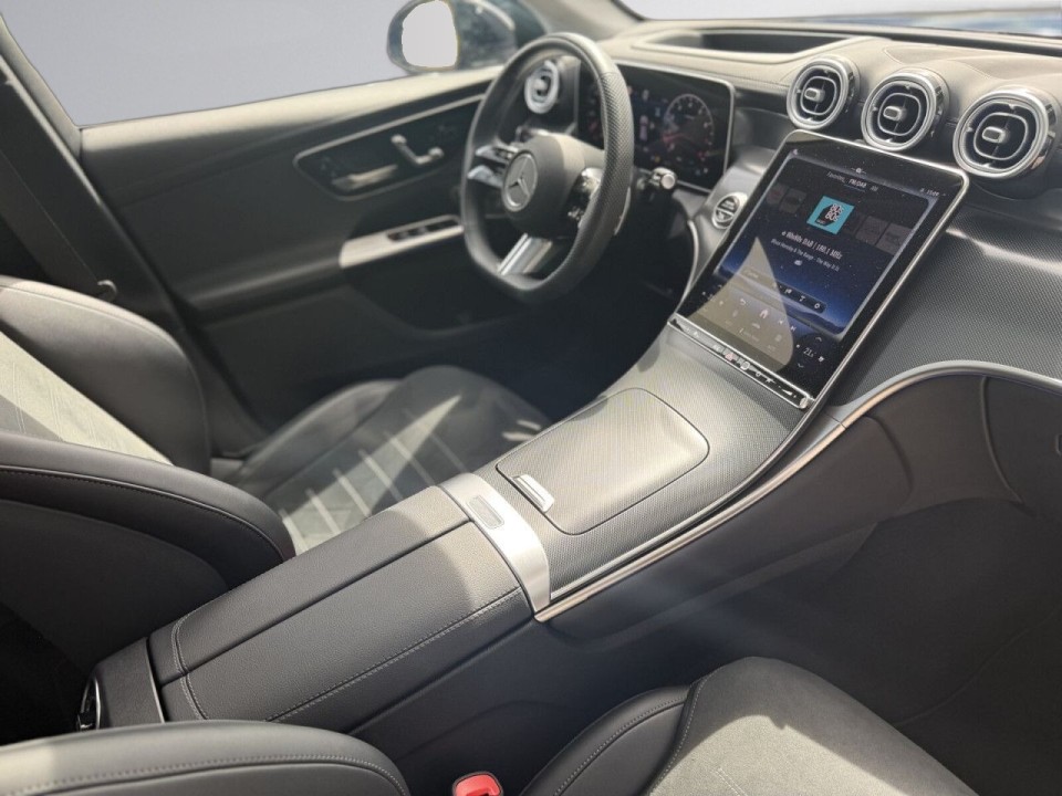 Mercedes-Benz GLC 300 4MATIC AMG Line - foto 17