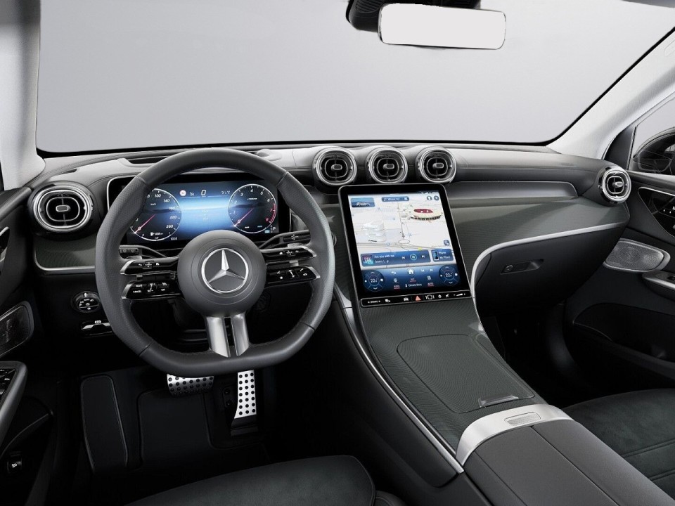 Mercedes-Benz GLC 300 4MATIC AMG Line - foto 18