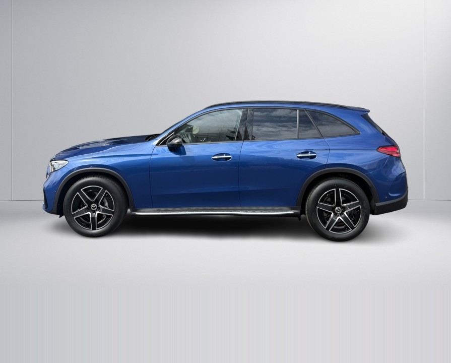Mercedes-Benz GLC 300 4MATIC AMG Line - foto 6