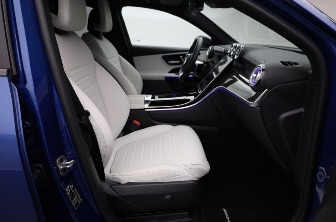 Mercedes-Benz GLC Coupé 300 4MATIC - foto 12