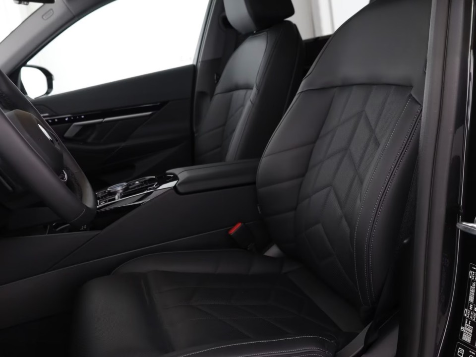 BMW Seria 5 520d xDrive - foto 11