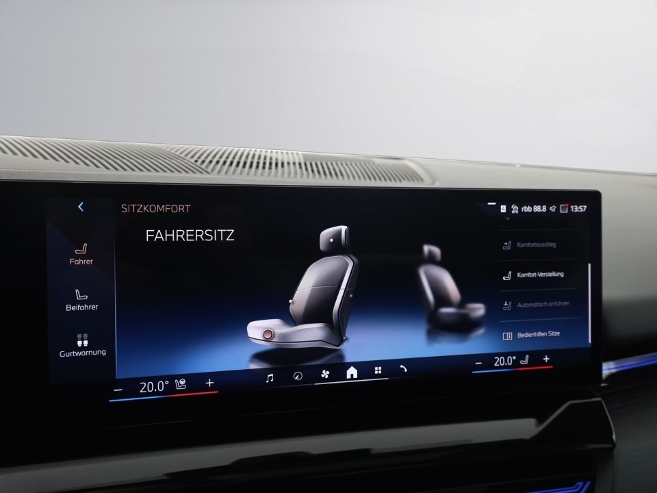 BMW 5 Series 2024 — imagine 19
