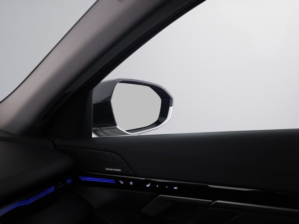 BMW Seria 5 520d xDrive - foto 26
