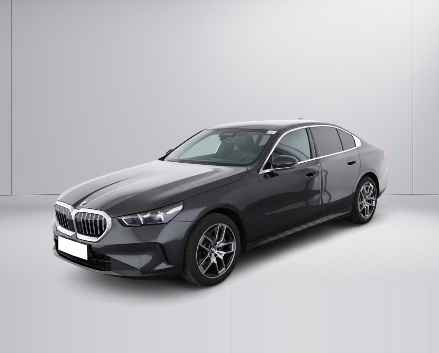 BMW 5 Series 2024 — imagine 17