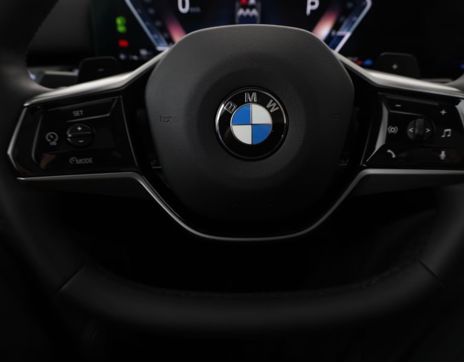 BMW Seria 5 520d xDrive - foto 10