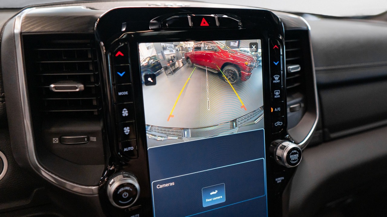 Dodge RAM 1500 Laramie Sport - foto 26