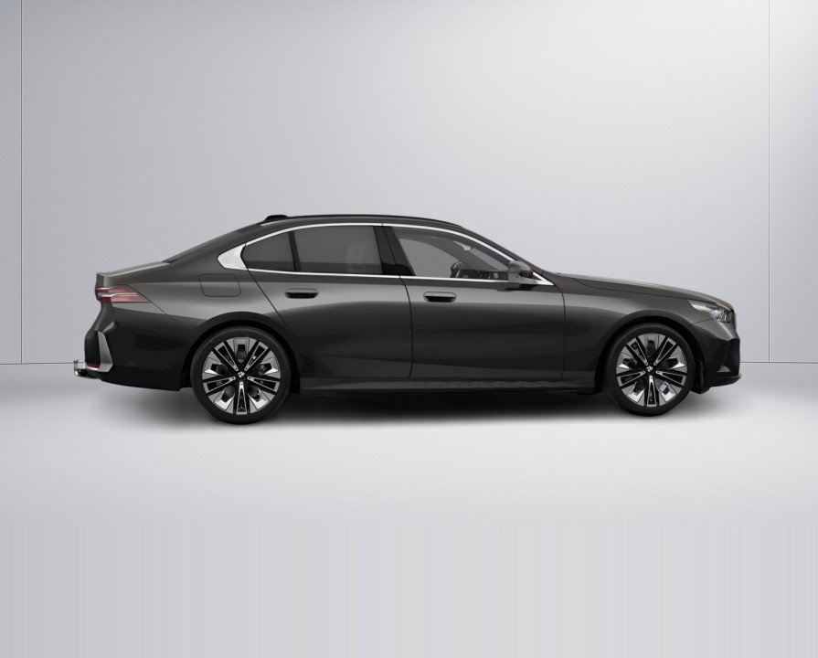 BMW Seria 5 520d xDrive (2)