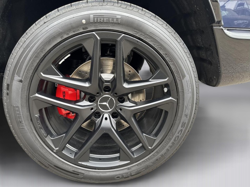 Mercedes-Benz G 63 AMG - foto 14