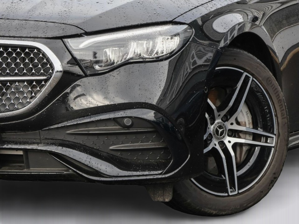 Mercedes-Benz E 200 4MATIC AMG Line - foto 18