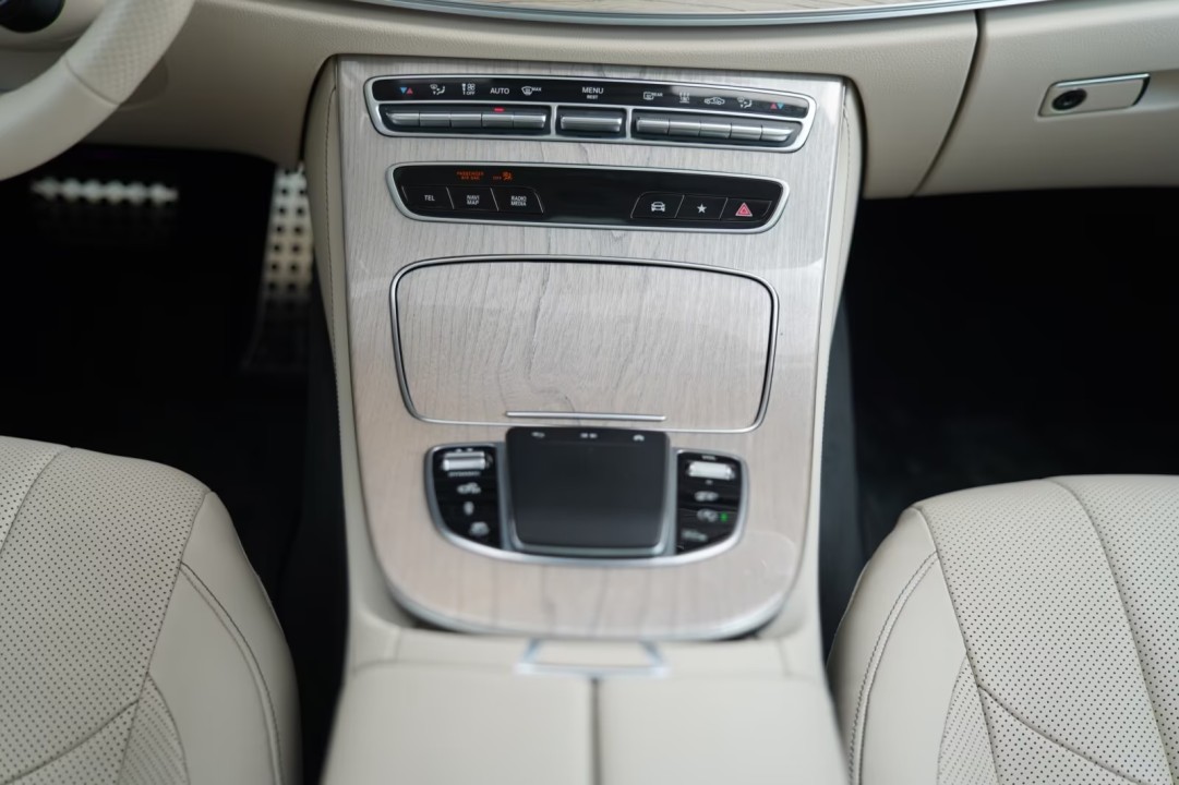 Mercedes-Benz CLS AMG 53 4MATIC+ - foto 17