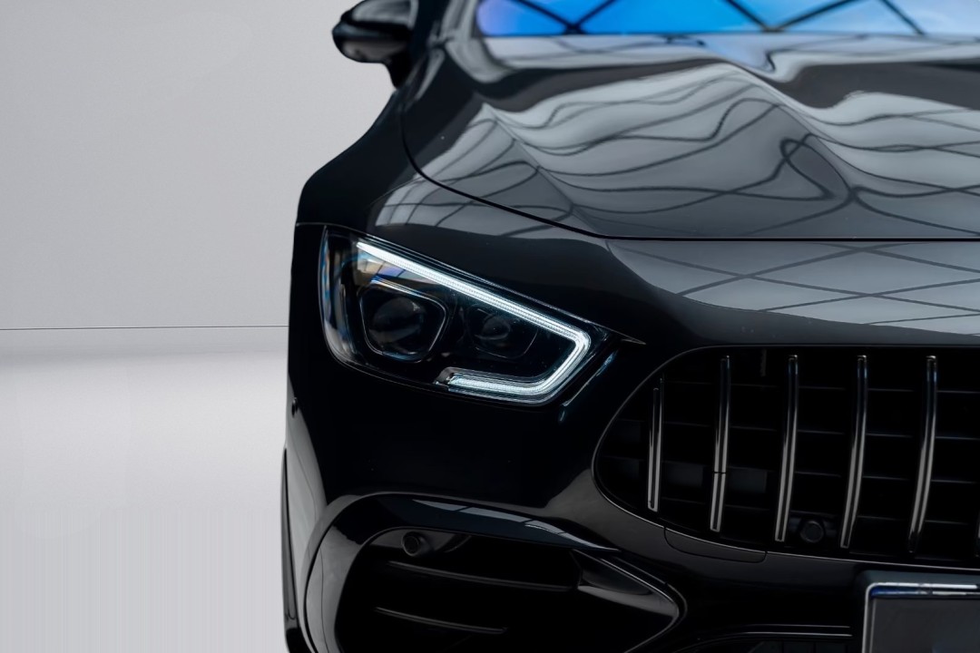 Mercedes-Benz AMG GT 43 4MATIC - foto 22