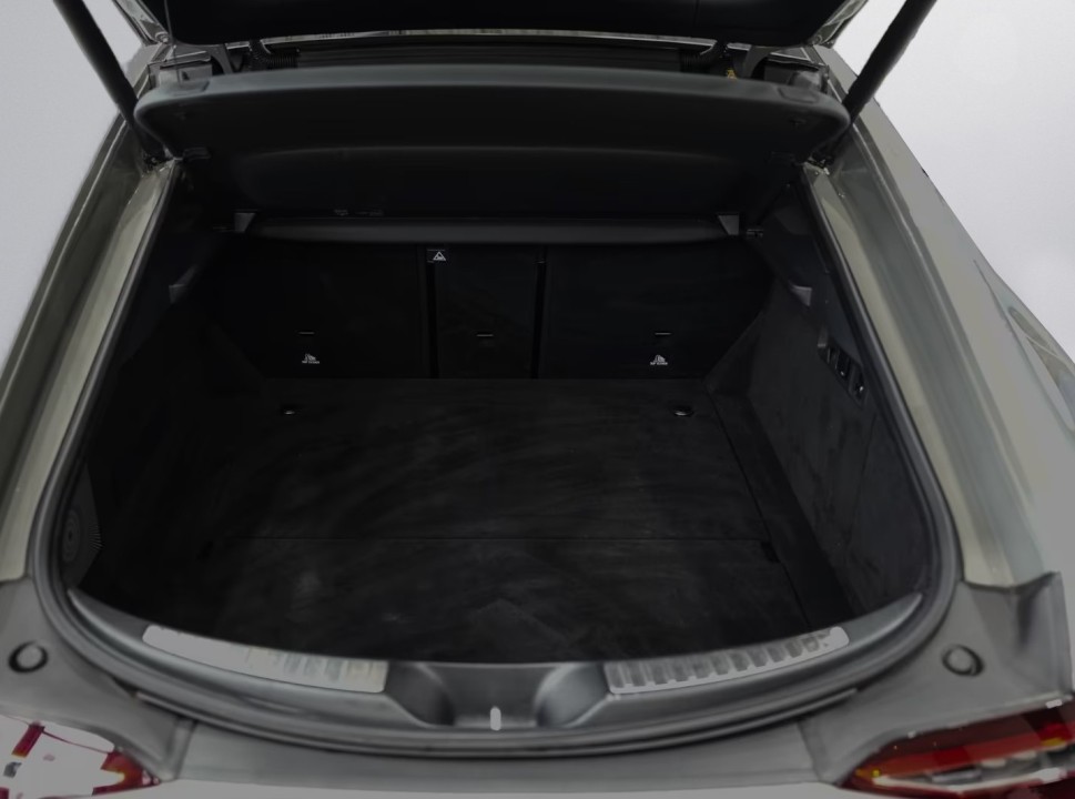 Mercedes-Benz AMG GT 53 4MATIC+ - foto 23