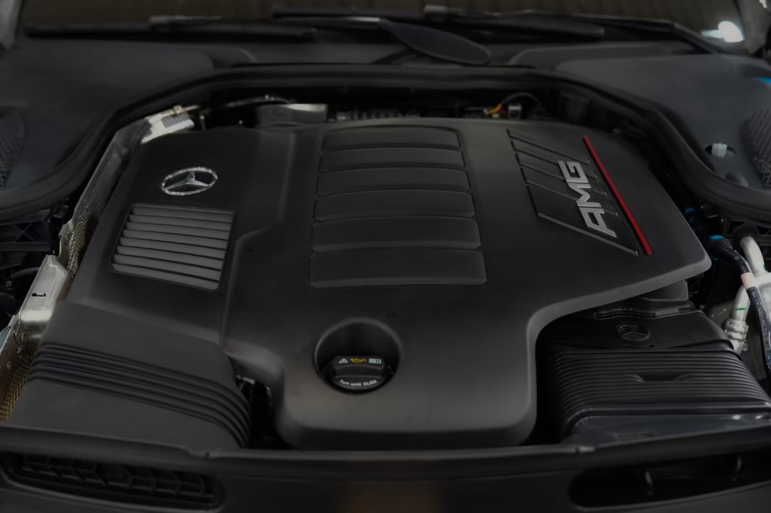 Mercedes-Benz AMG GT 53 4MATIC+ - foto 22