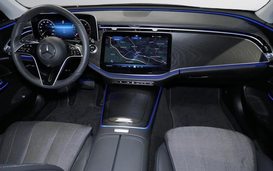MERCEDES-BENZ E-Class 2024 — imagine 17