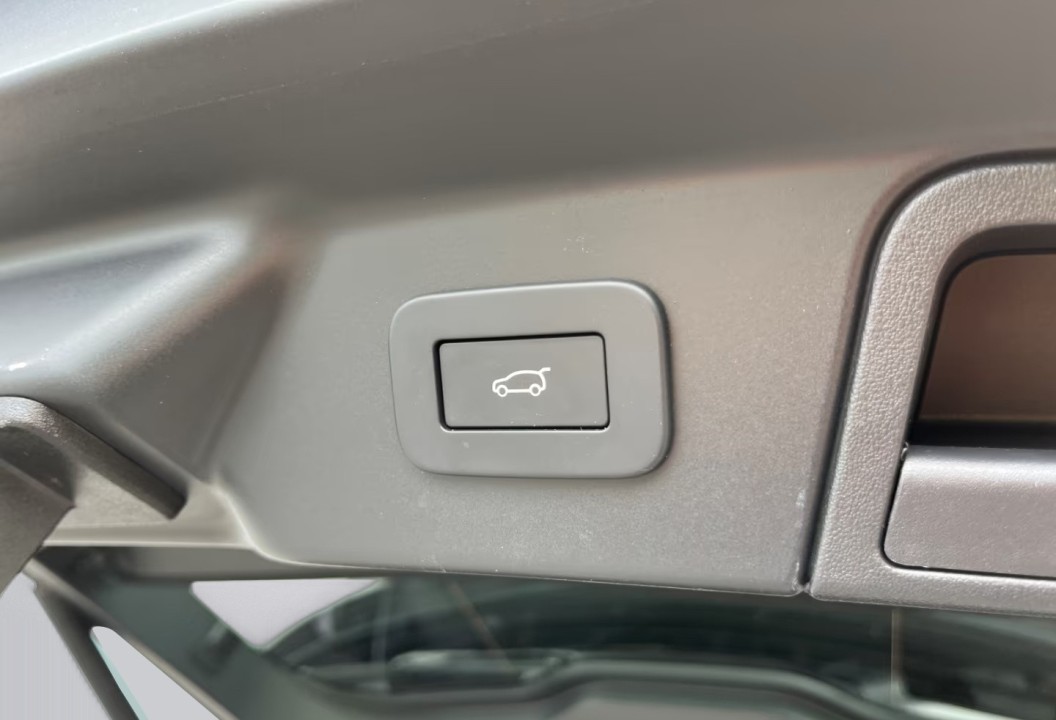 Land Rover Range Rover Velar D300 R-Dynamic - foto 24