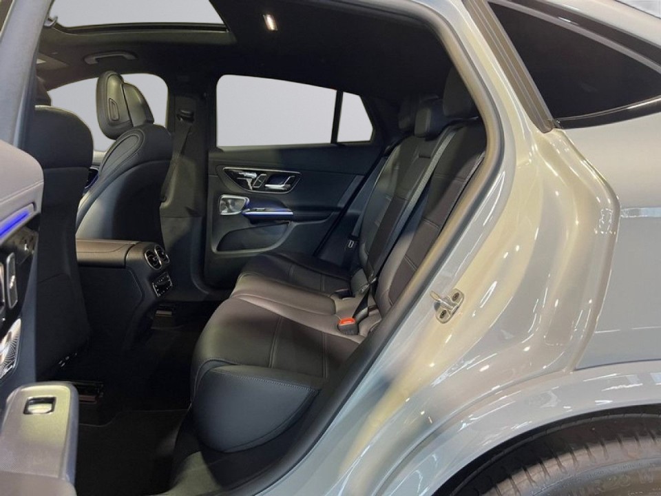 Mercedes-Benz GLC Coupé 300 4MATIC - foto 15