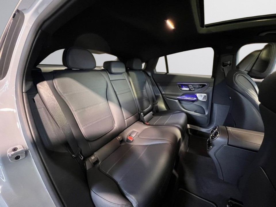 Mercedes-Benz GLC Coupé 300 4MATIC - foto 14