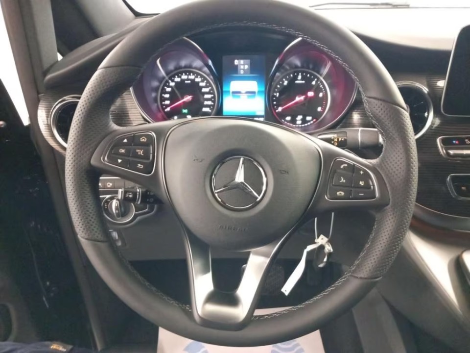 Mercedes-Benz V 300d 4MATIC Long Avantgarde - foto 13