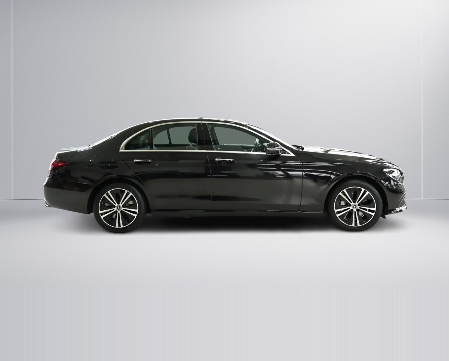 MERCEDES-BENZ E-Class 2022 — imagine 2