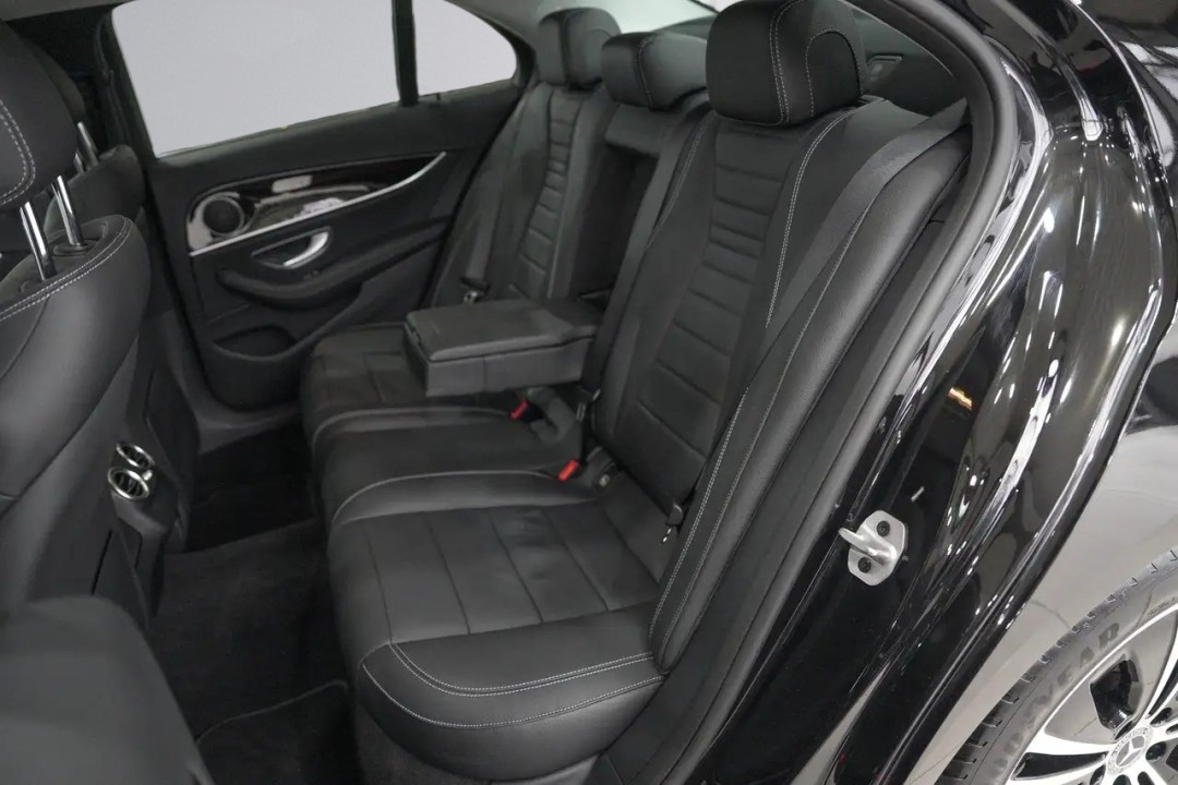 Mercedes-Benz E 450 4MATIC Avantgarde - foto 18