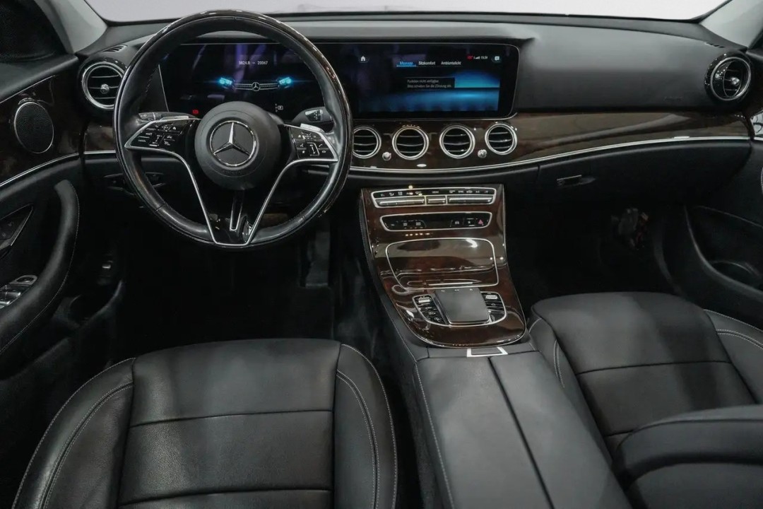 Mercedes-Benz E 450 4MATIC Avantgarde - foto 11