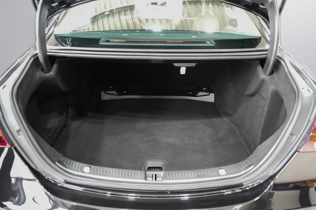 Mercedes-Benz E 450 4MATIC Avantgarde - foto 21