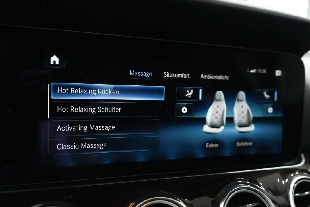 Mercedes-Benz E 450 4MATIC Avantgarde - foto 16
