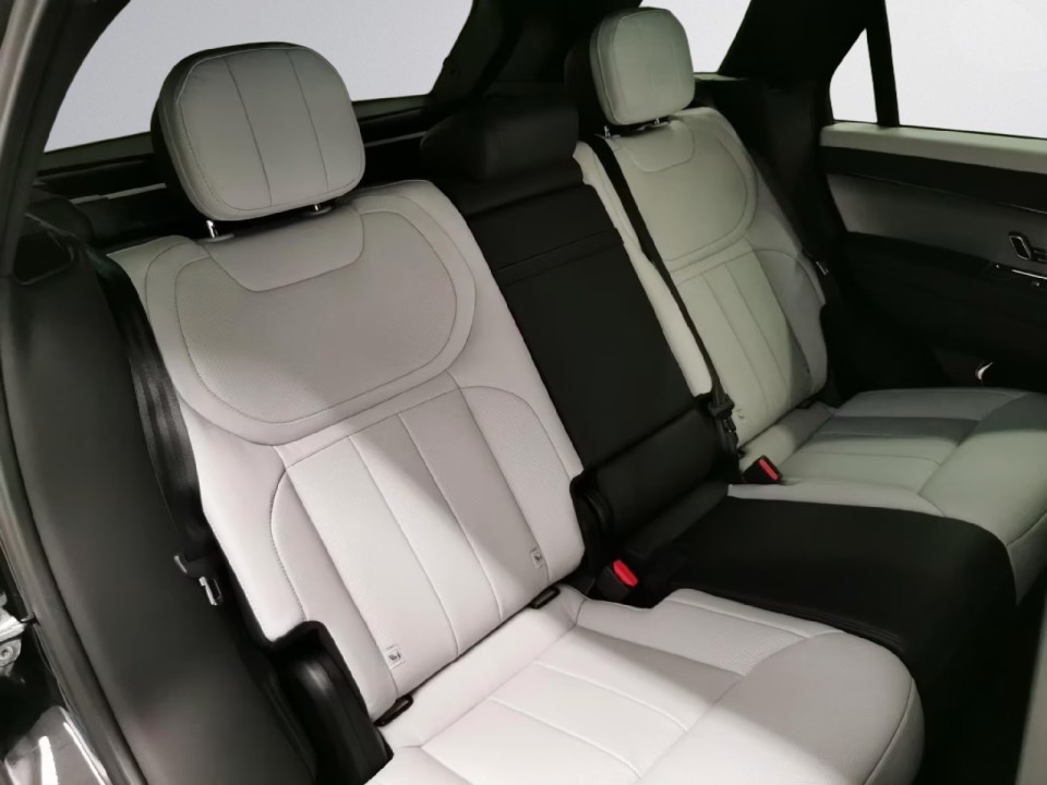 Land Rover Range Rover Sport D250 Dynamic SE - foto 7