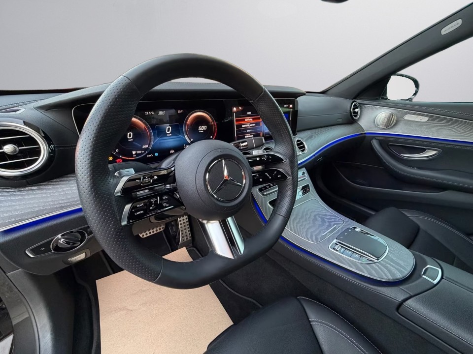 MERCEDES-BENZ E-Class 2023 — imagine 19