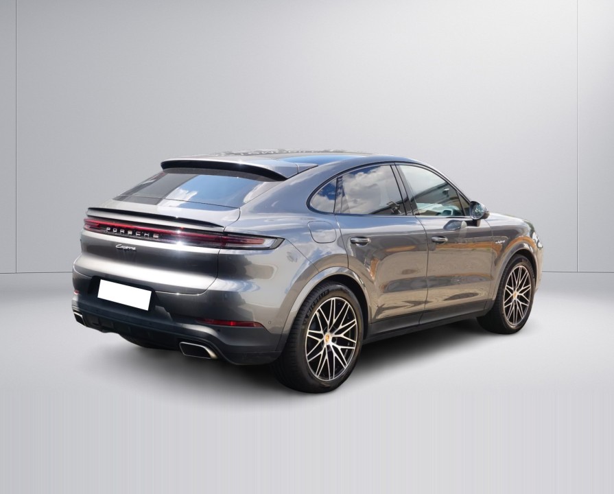 PORSCHE Cayenne Coupe 2024 — imagine 16