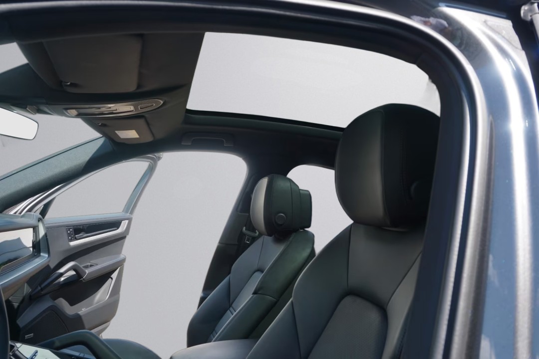 Porsche Cayenne Coupe E-Hybrid - foto 18
