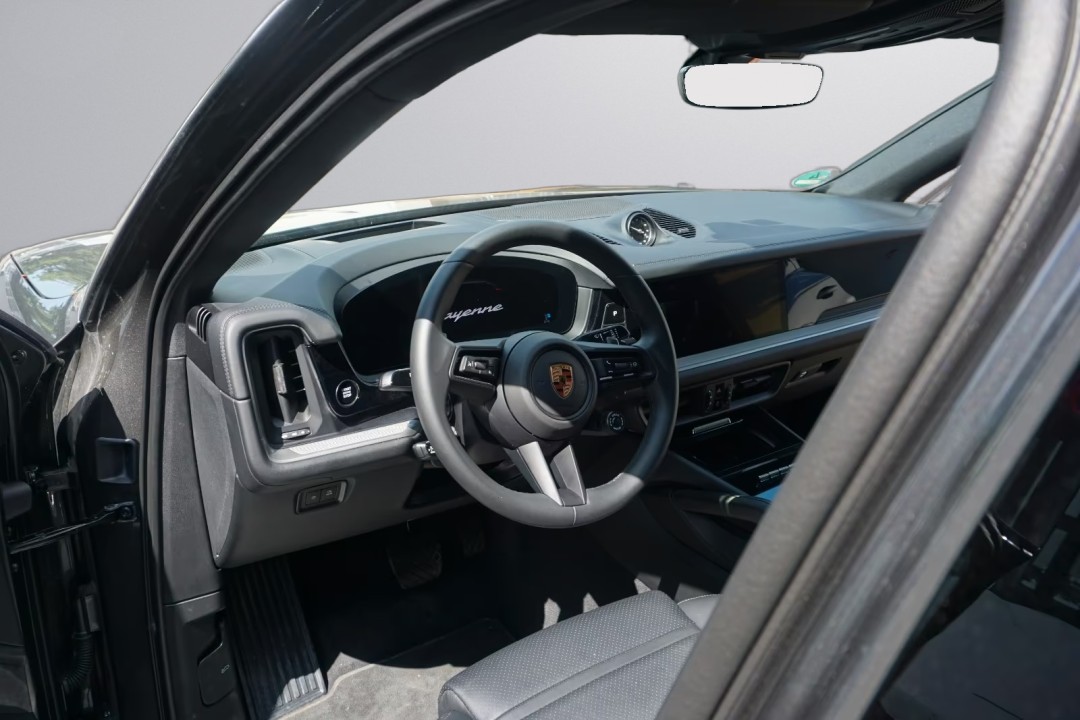 Porsche Cayenne Coupe E-Hybrid - foto 12