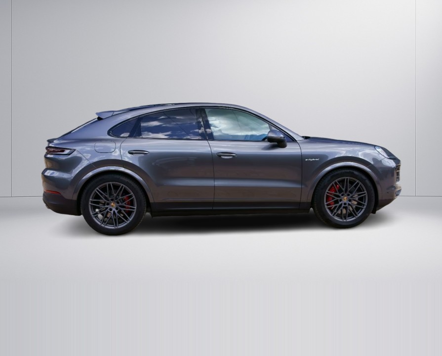 Porsche Cayenne Coupe S E-Hybrid (2)