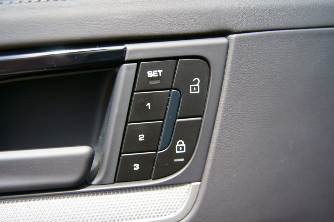 Porsche Cayenne Coupe S E-Hybrid - foto 27