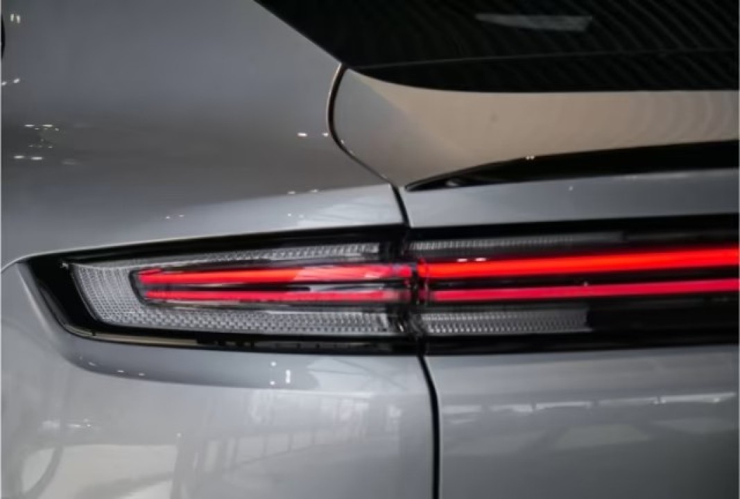 Porsche Cayenne Coupe E-Hybrid - foto 21