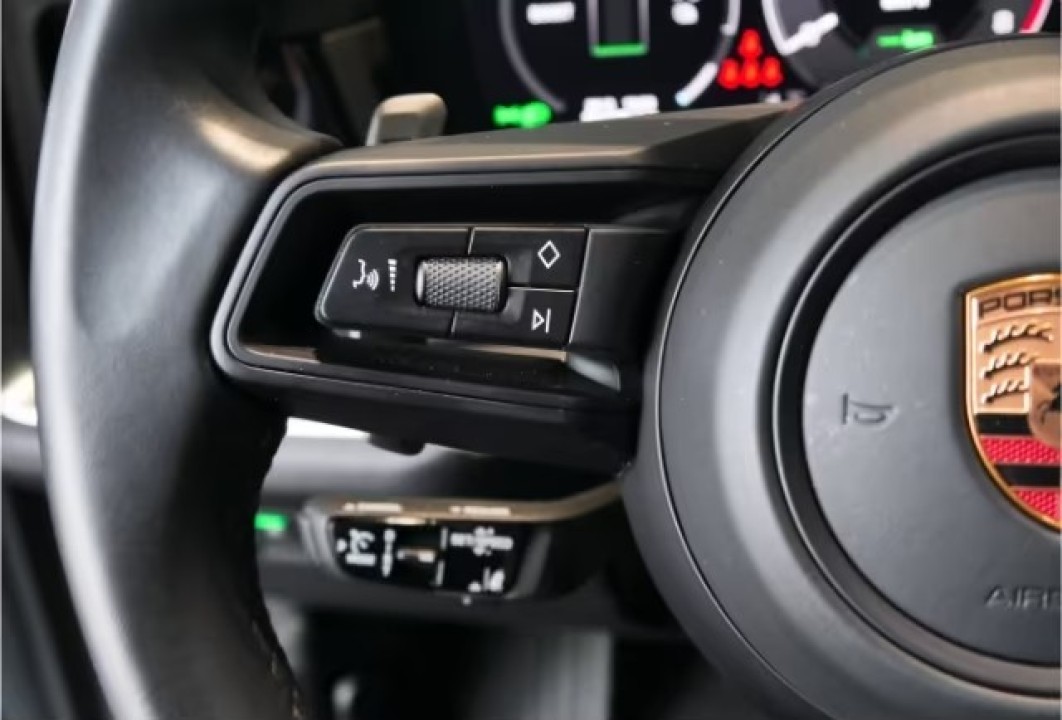 Porsche Cayenne Coupe E-Hybrid - foto 15