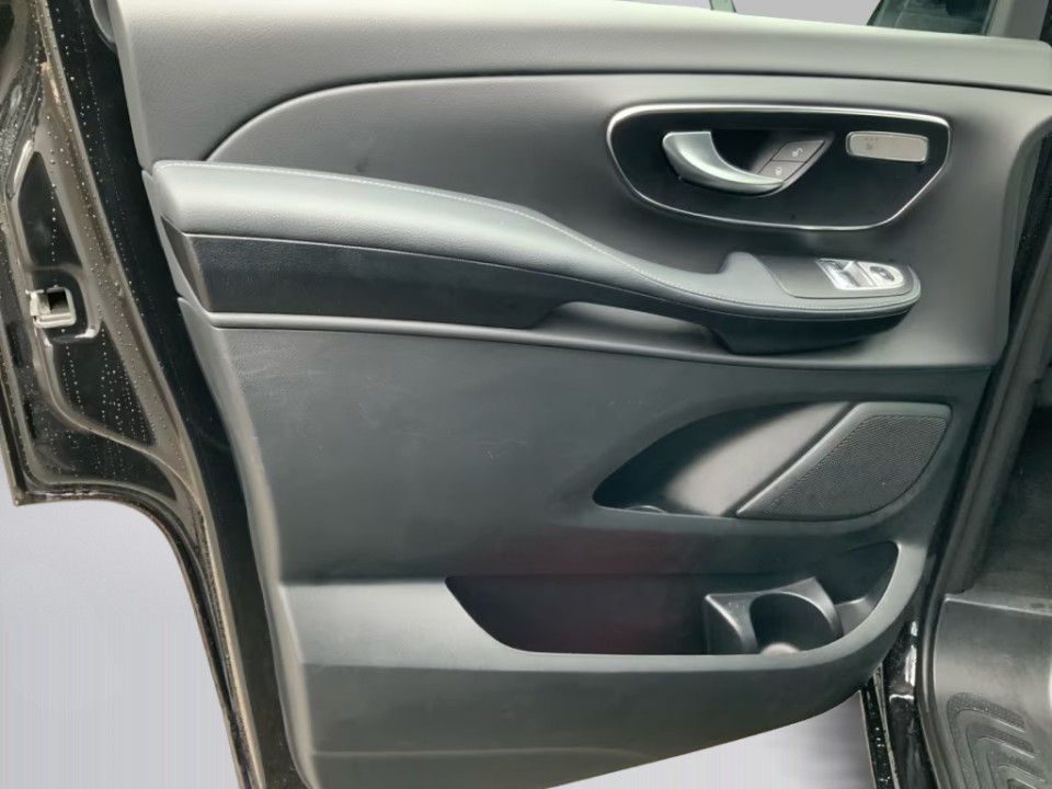 Mercedes-Benz V 300d 4MATIC Avantgarde Extralong - foto 21
