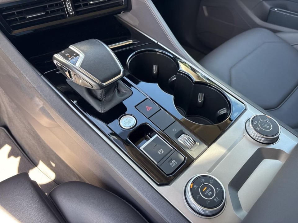 Volkswagen Touareg Atmosphere - foto 25