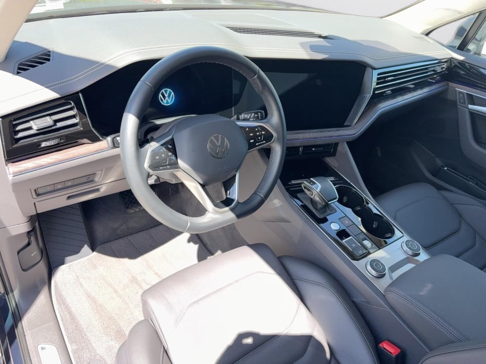 Volkswagen Touareg Atmosphere - foto 18