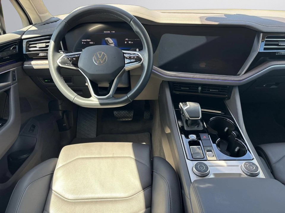 Volkswagen Touareg Atmosphere - foto 16