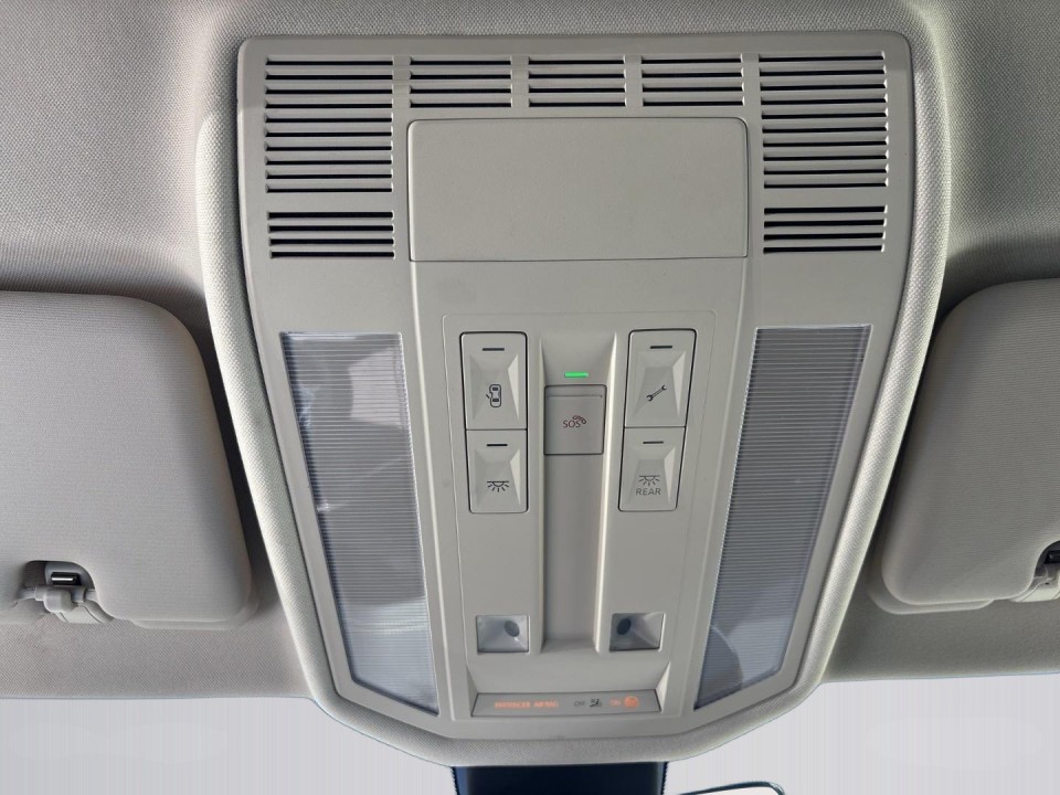 Volkswagen Touareg Atmosphere - foto 28