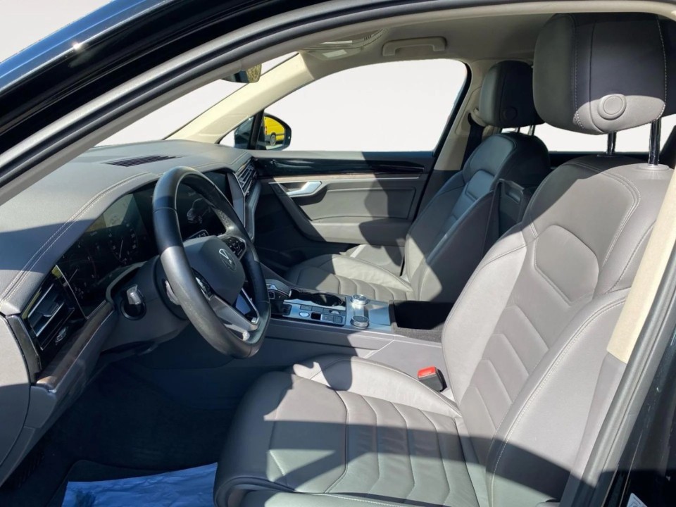 Volkswagen Touareg Atmosphere - foto 17