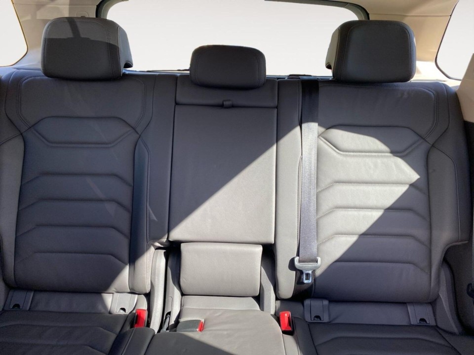 Volkswagen Touareg Atmosphere - foto 23