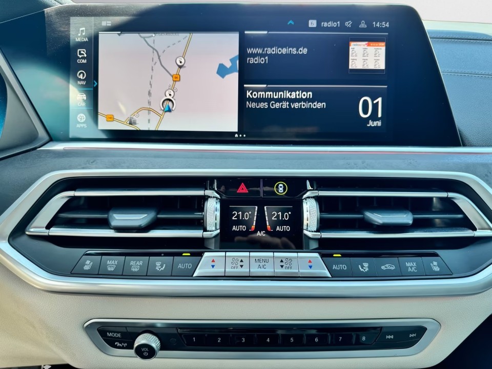 BMW X5 xDrive45e - foto 11