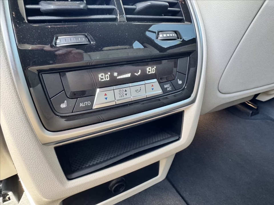 BMW X5 xDrive45e - foto 14